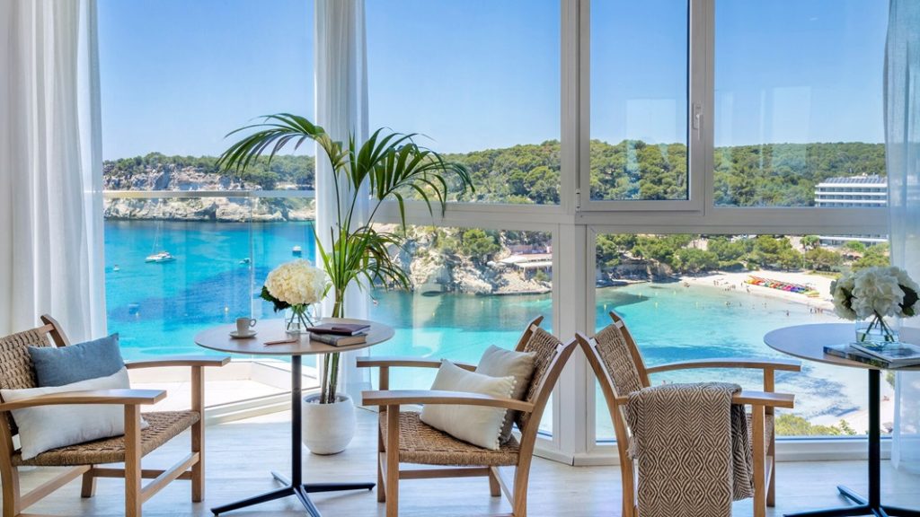 Las habitaciones están a la altura del paisaje y con todas las comodidades.