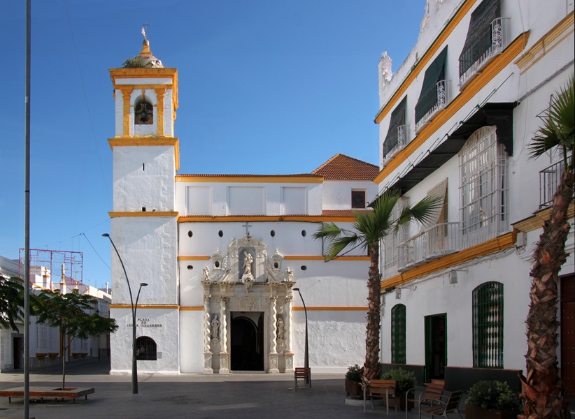 Iglésia en la plaza de Chiclana